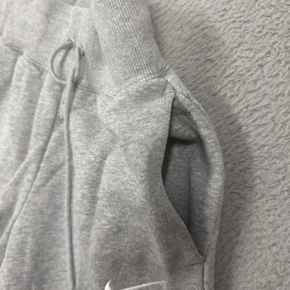 Nike Pants Youth‎ XXS Gray Club Fleece Sweatpants Joggers Drawstring DQ5678-063